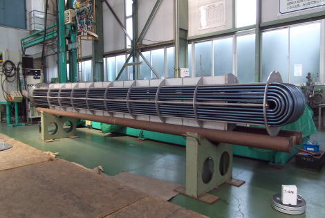 Heat exchangers for oil refinery plants (U-Tube type + atmospheric oxidation treatment)