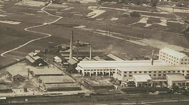 01 チタン専業メーカーとして 50年以上の歴史